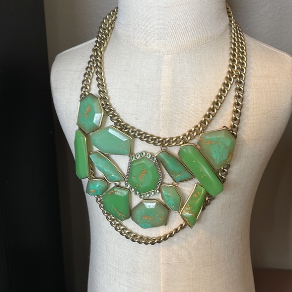 KRN0068 Silpada Botanical Bib Necklace (Allison) - Picture 3 of 3